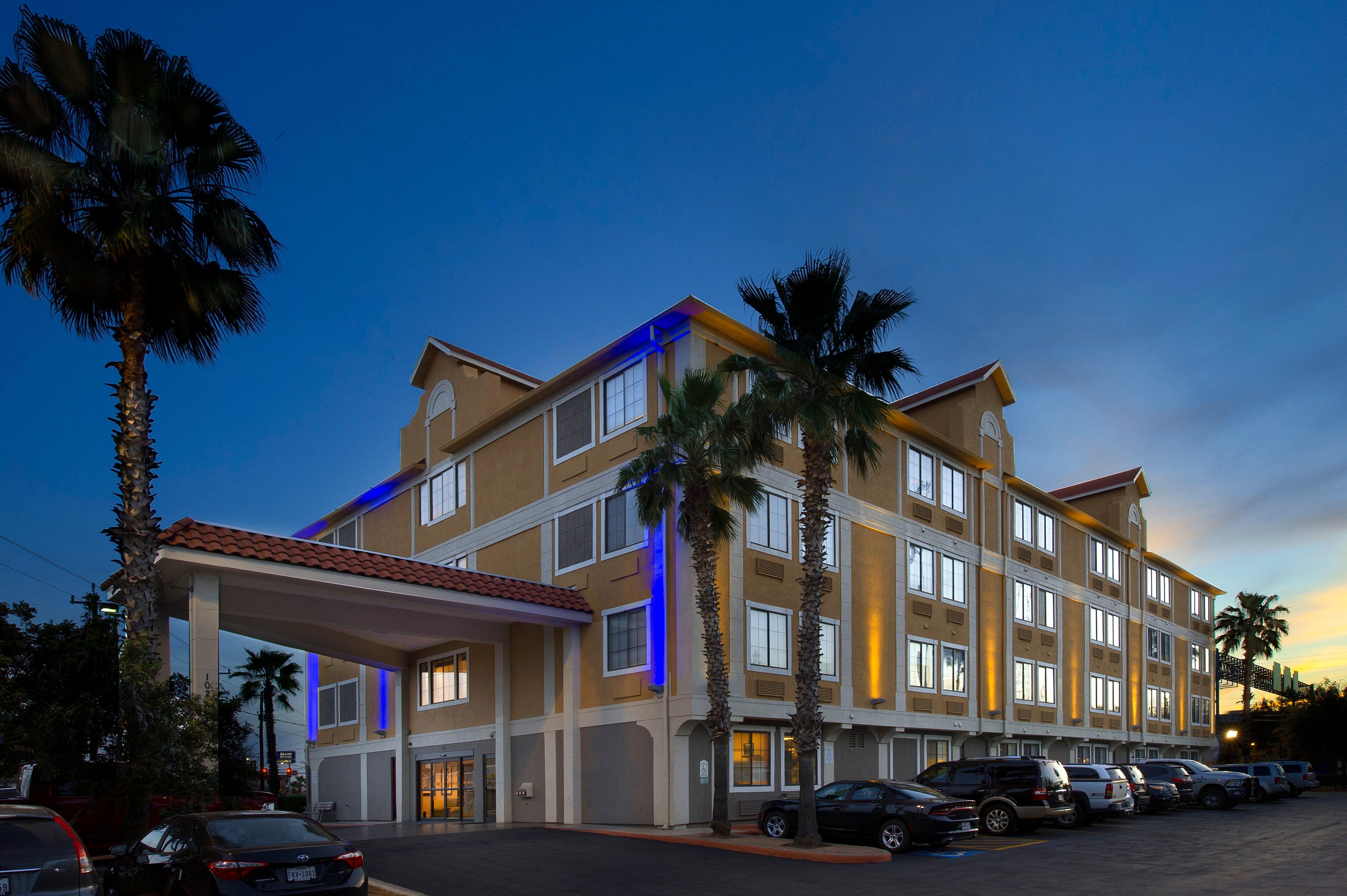 Holiday Inn Express & Suites San Antonio - Downtown Market Area By Ihg Εξωτερικό φωτογραφία