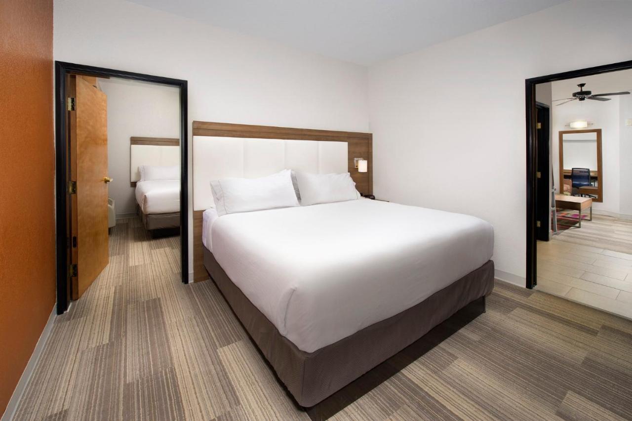 Holiday Inn Express & Suites San Antonio - Downtown Market Area By Ihg Εξωτερικό φωτογραφία