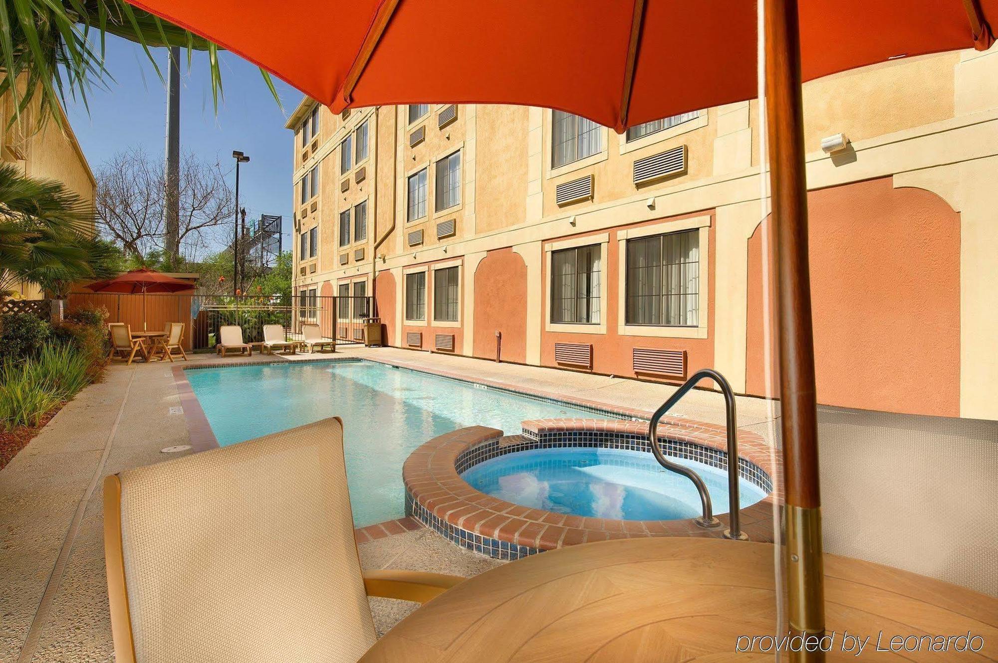 Holiday Inn Express & Suites San Antonio - Downtown Market Area By Ihg Εξωτερικό φωτογραφία